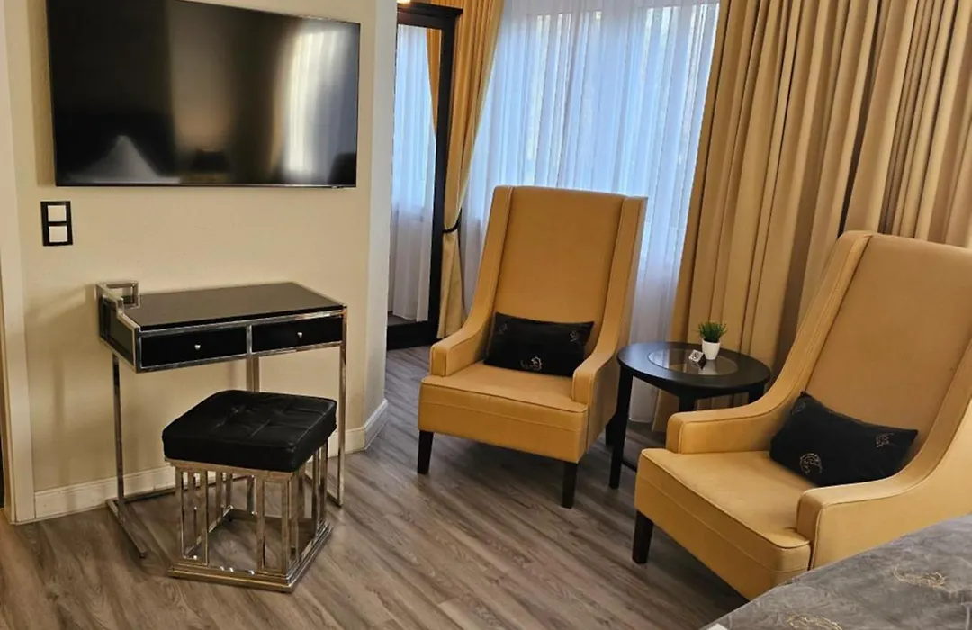 Business & More Boutique Hotel Hamburg-1