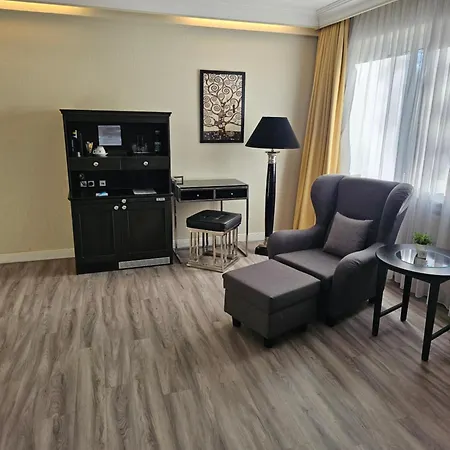 Business & More Boutique Hotel Hamburg-2